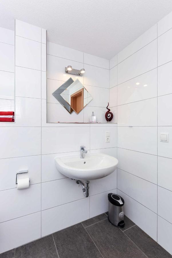 Ferienwohnung Teezeit Neuharlingersiel Szoba fotó